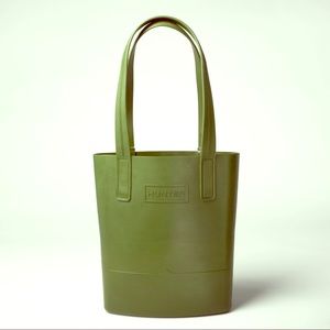 HUNTER water proof shoulder bag. BRAND NEW.